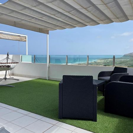 Appartamento Penthouse Seacoast Arenales del Sol Esterno foto